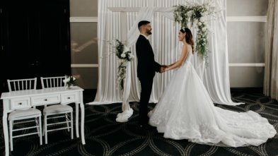 Smart Bride Ways to Save Money on Your Wedding